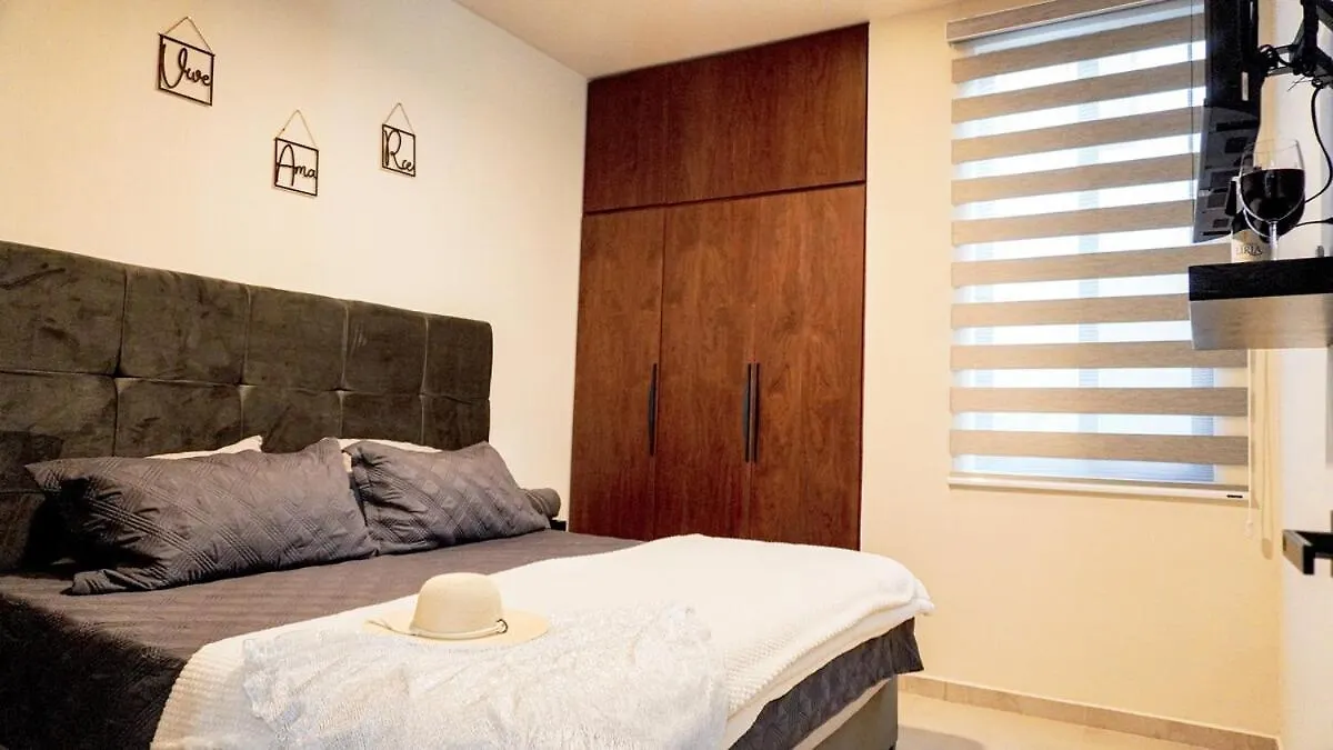 Beautiful House In Playa Del Carmen Villa